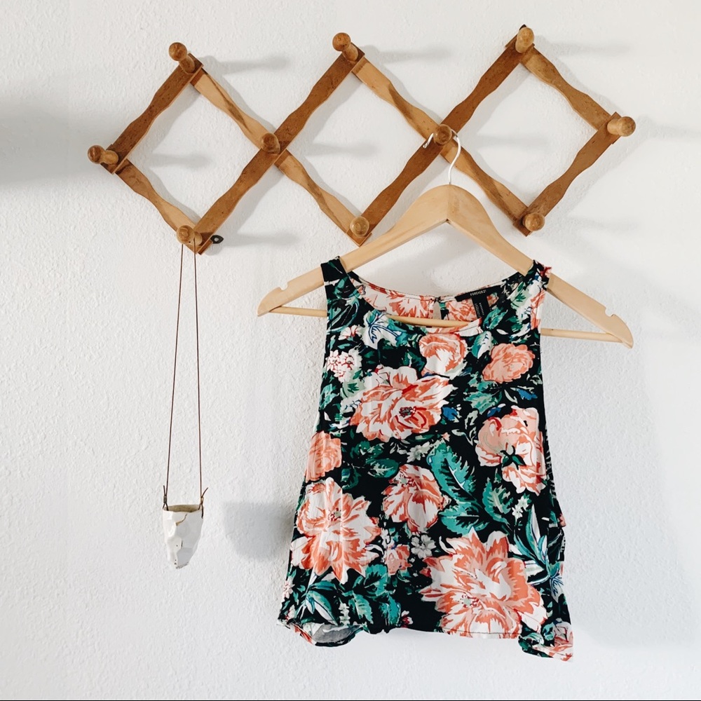 Forever 21 open back floral crop top
